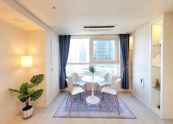 Cozy & Spacious Loft In Near Myeongdong Apartamento Seul